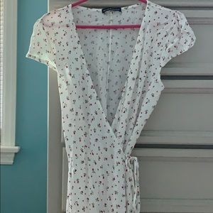 Brandy Melville floral cross dress